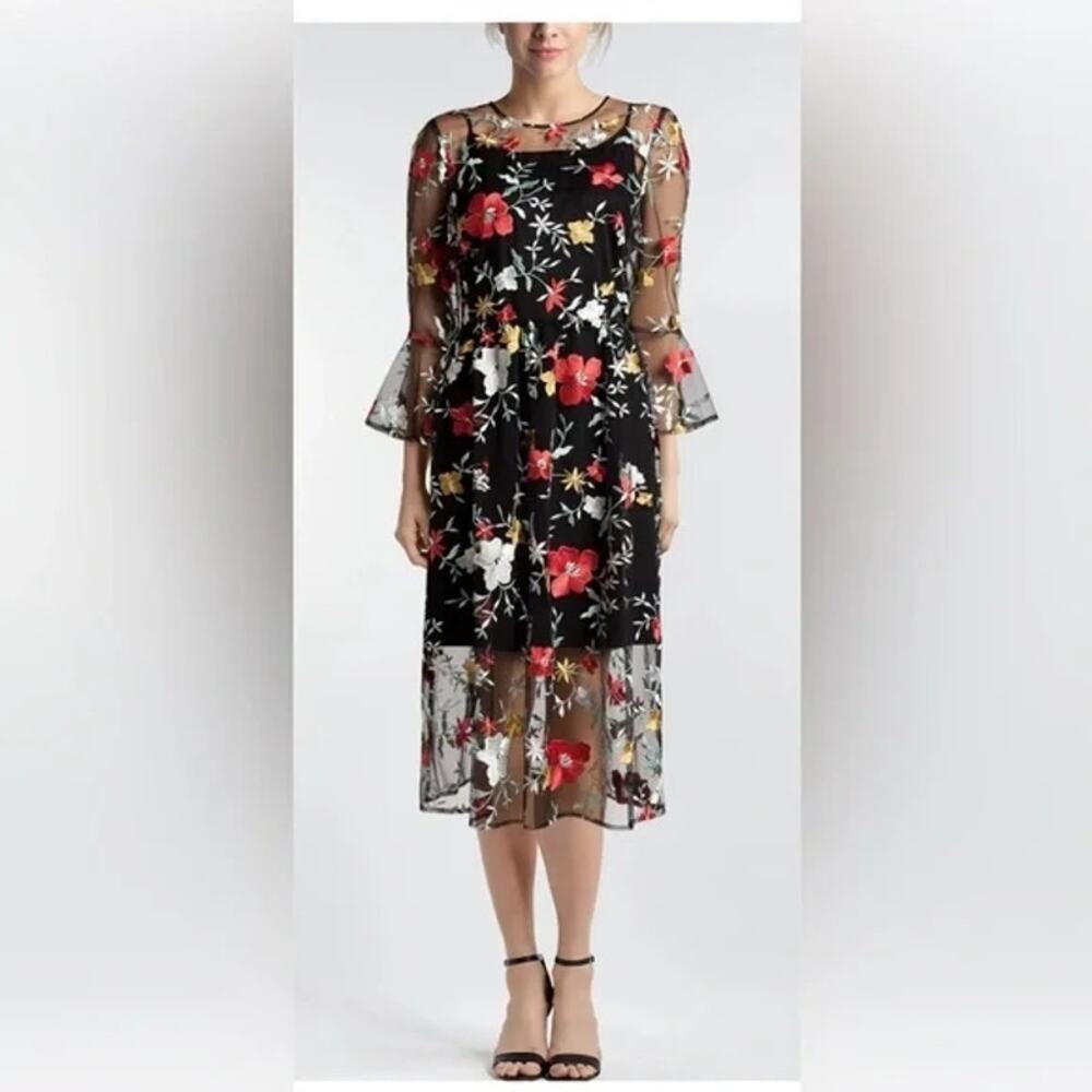 Eci black Floral Embroidered Bell Sleeve Womens Midi Dress Size 8